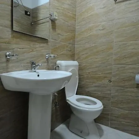 Grandpa House App.1 Apartment Tirana Exterior photo