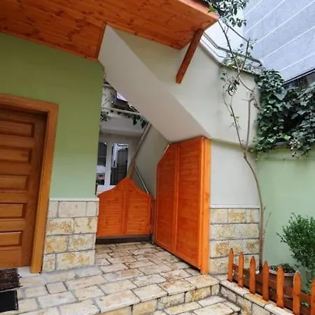 Grandpa House App.1 Apartment Tirana Exterior photo