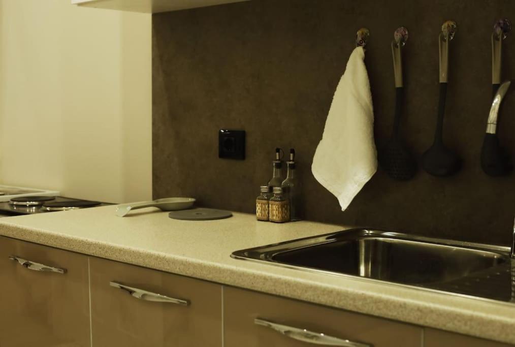 Grandpa House App.1 Apartment Tirana