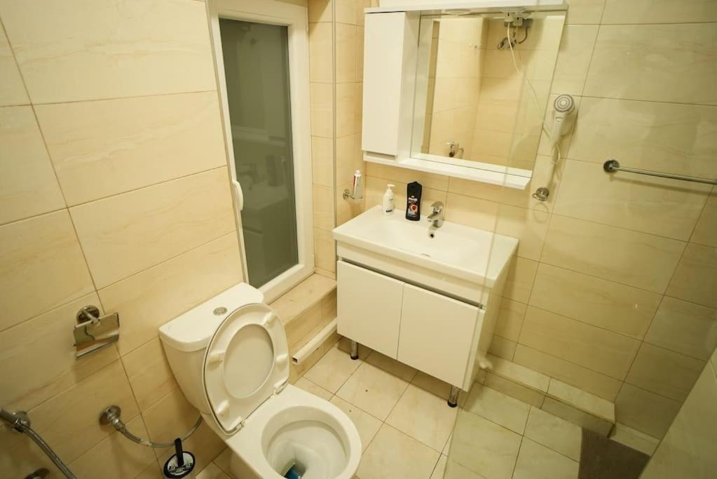 Grandpa House App.1 * Tirana