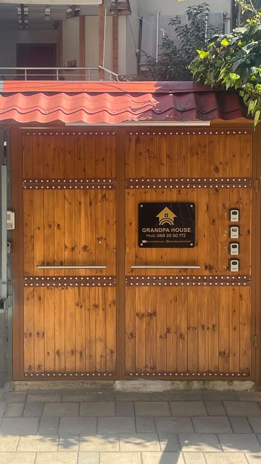 Apartment Grandpa House App.1 Tirana