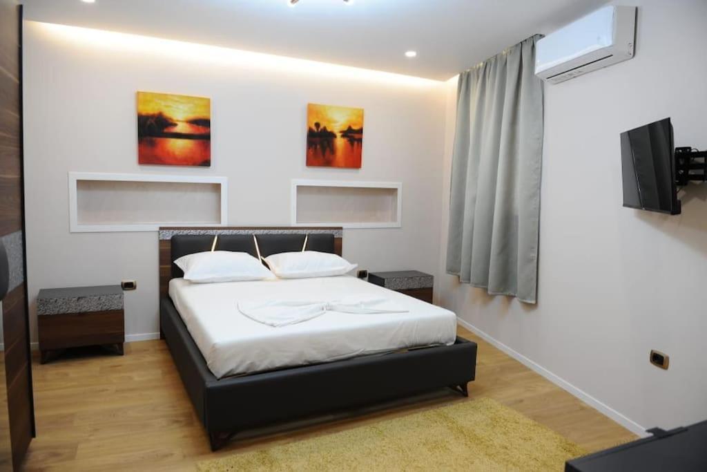 Apartment Grandpa House App.1 Tirana
